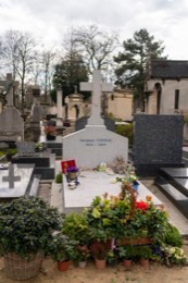 Cemetary;Grave;Graveyard;Jacques-Chirac;Kaleidos;Kaleidos-images;Tarek-Charara;Tomb